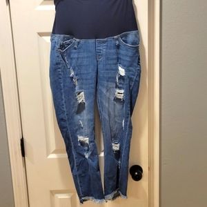 Maternity jeans. KanCan size 11. Medium light wash